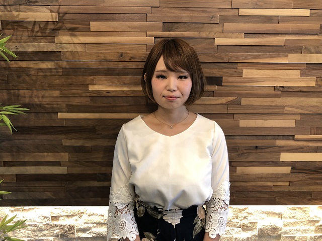 スタッフ紹介 鈴木 明日香 Asuka Suzuki ダイケンリフォームサービス 大阪府枚方市 口コミ評価抜群のリフォーム会社